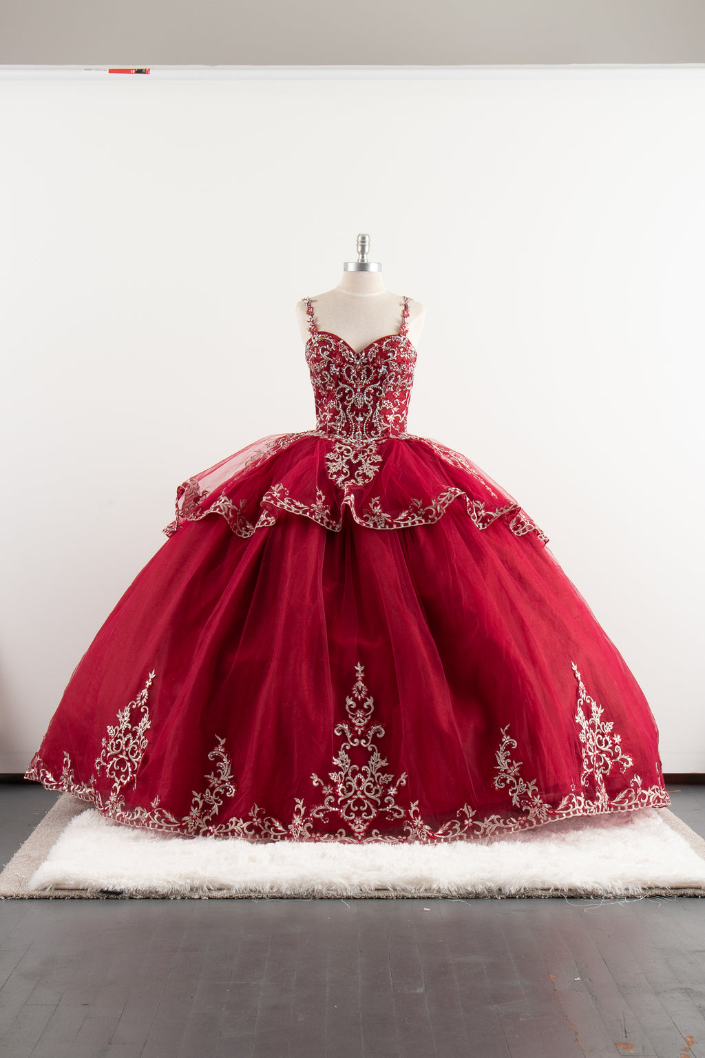 Red Quinceañera Sleeveless Dress opened back