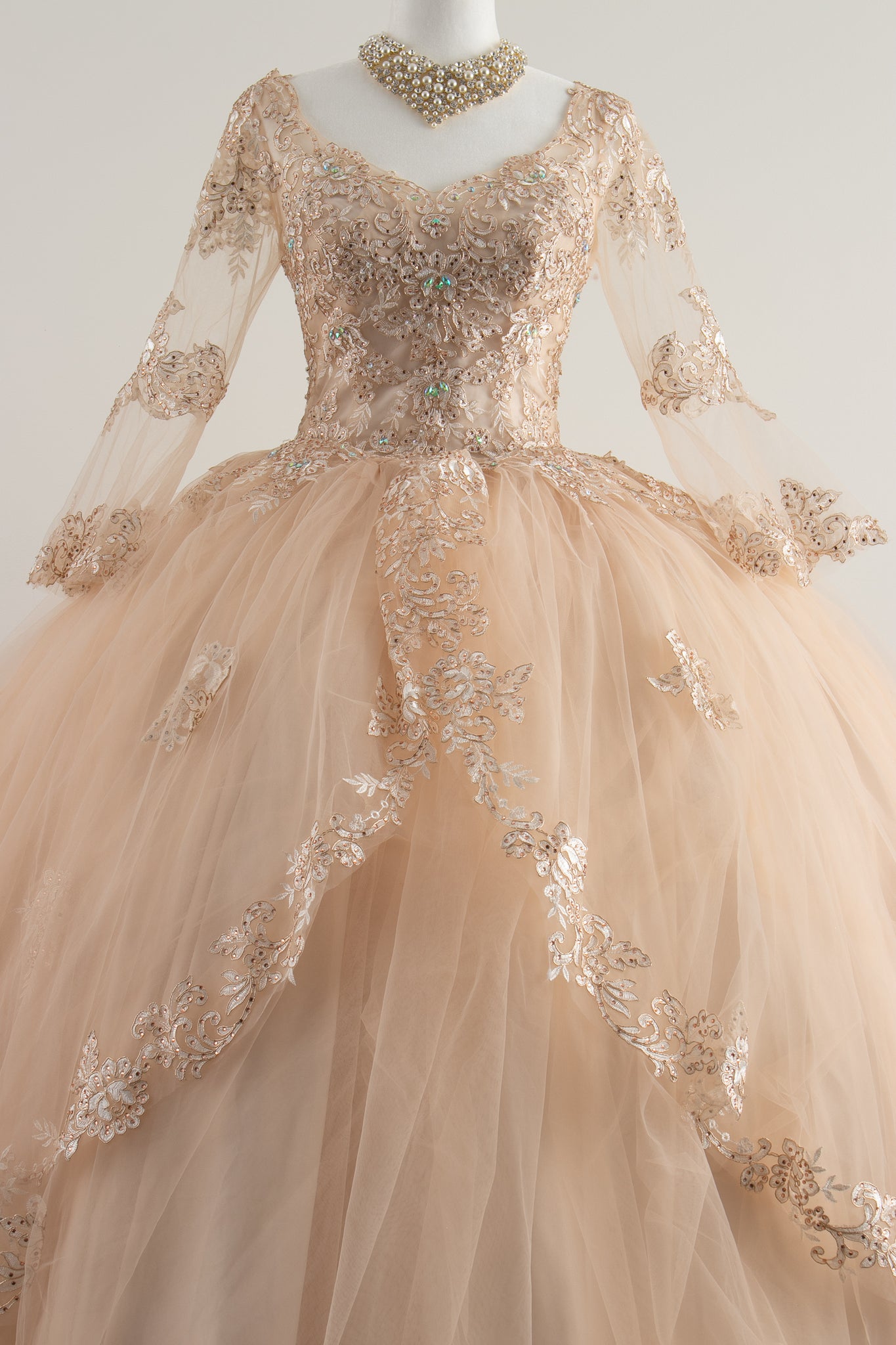 Long Sleeve Peach/Cream Quinceaera Dress M Long Sleeve Peach/Cream Quinceaera Dress M