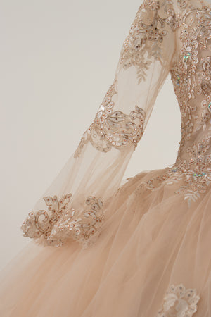 Long Sleeve Peach/Cream Quinceaera Dress M Long Sleeve Peach/Cream Quinceaera Dress M